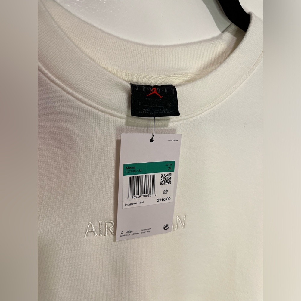 Nike Air Jordan Wordmark Fleece Crewneck Sweatshirt Sail Brand New(w/ PRICE TAG)